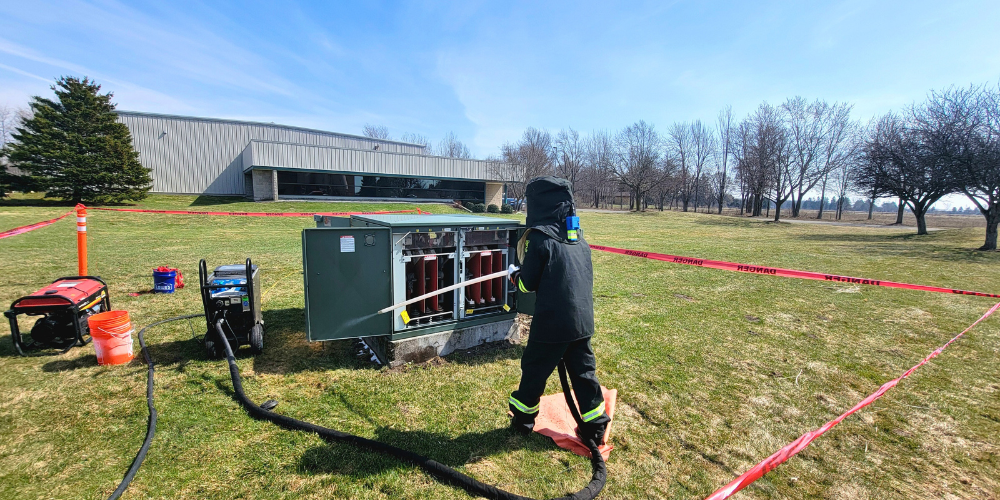 Eliminate Watt Loss in Substations Using Dry Ice Blasting